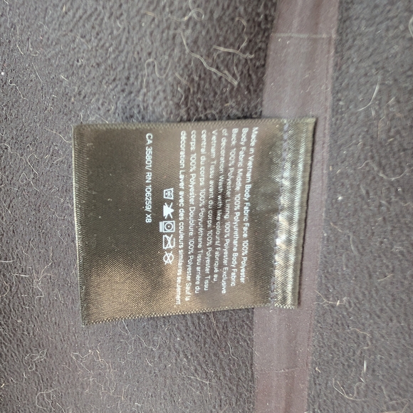 Women's Lululemon Classic Black Raincoat - Picture 6 of 11